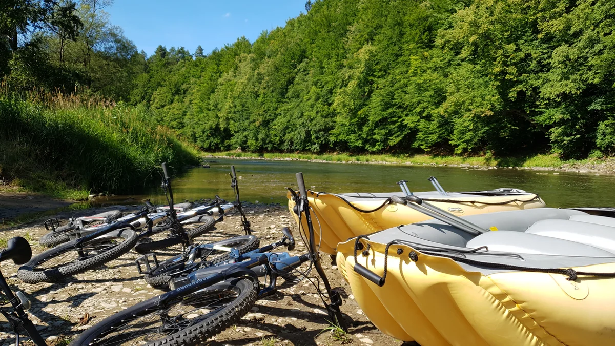 Kajakowanie Popradem - wypożyczalnia pontonów i kajaków - zdjęcie galerii